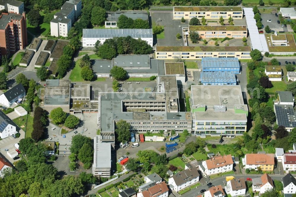 Aerial photograph Gießen - School building of the Alexanof-von-Humboldt-Schule and of Herofschule on Gleiberger Weg in Giessen in the state Hesse, Germany
