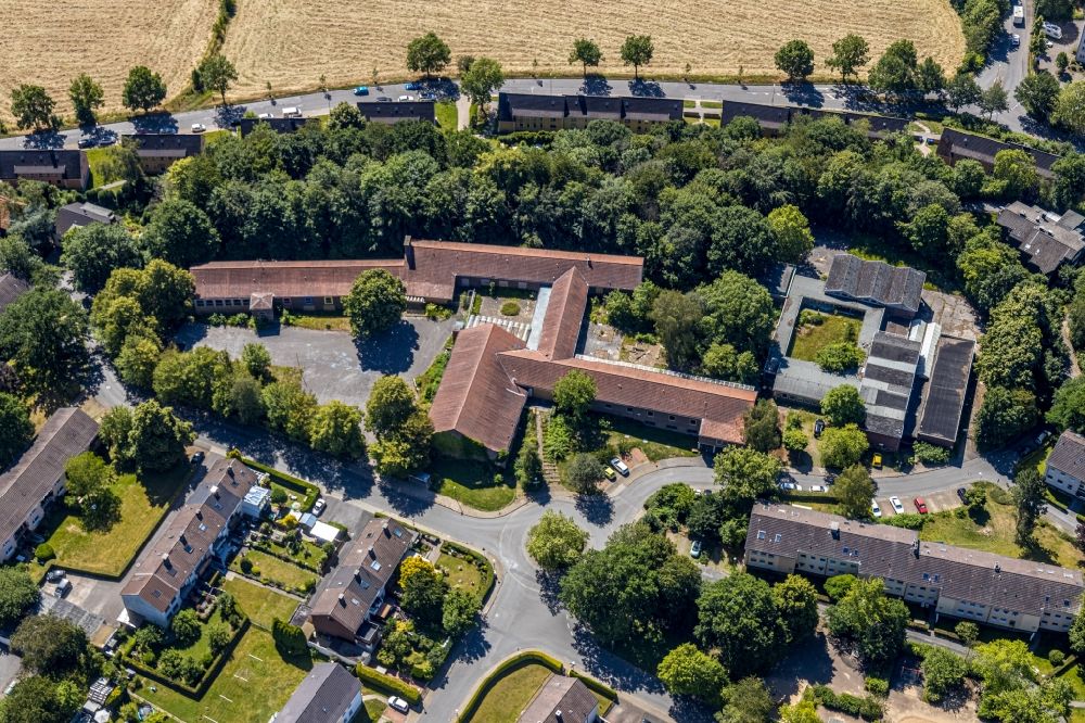 Herdecke from above - School building of the former Grundschule im Dorf and the Albert-Schweitzer-Schule in the district Westende in Herdecke in the state North Rhine-Westphalia, Germany