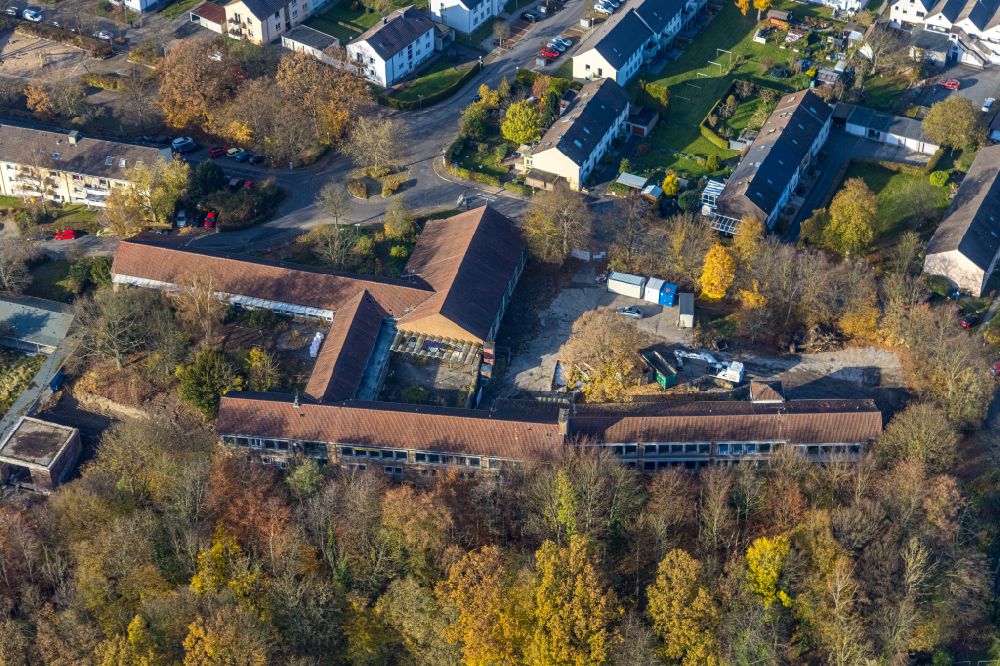 Herdecke from the bird's eye view: School building of the former Grundschule im Dorf and the Albert-Schweitzer-Schule in the district Westende in Herdecke in the state North Rhine-Westphalia, Germany