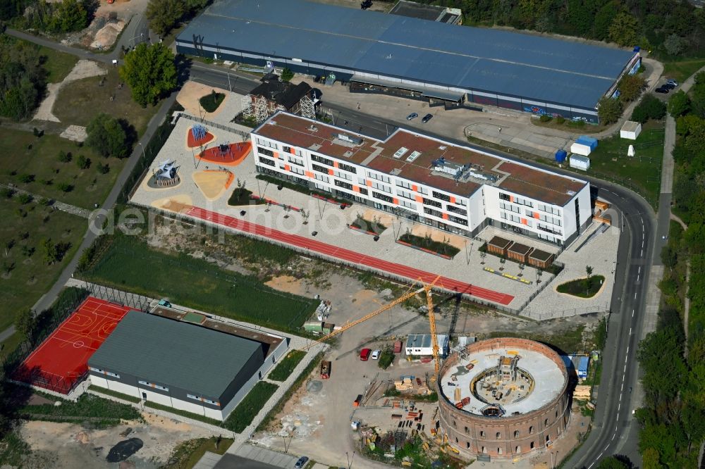Halle (Saale) from above - School building of the elementary school and high school Kastanienallee in Halle (Saale) in the state Saxony-Anhalt, Germany