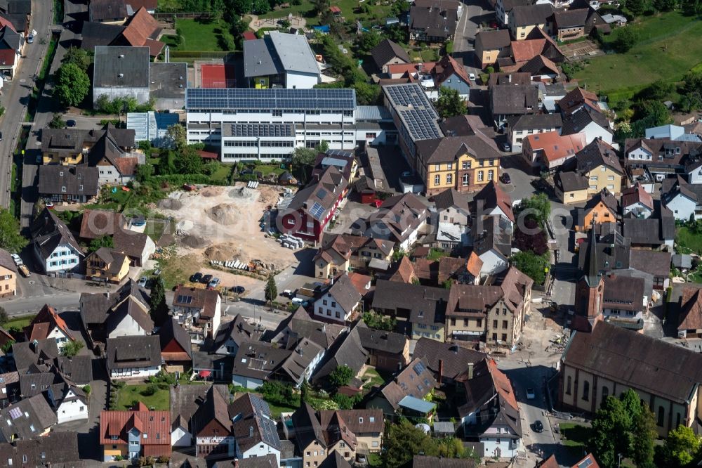 Aerial photograph Sulz - School building of the Grandschule and Kindergarten in Sulz bei Lahr in Sulz in the state Baden-Wuerttemberg, Germany