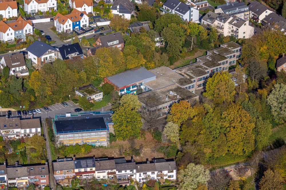Aerial photograph Herdecke - School building of the Grundschule Schraberg Neue Strasse in the district Ostende in Herdecke in the state North Rhine-Westphalia, Germany