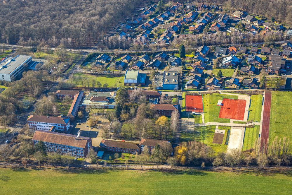 Werne from above - School building of Gymnasium St. Christophorus in the district Ruhr Metropolitan Area in Werne in the state North Rhine-Westphalia
