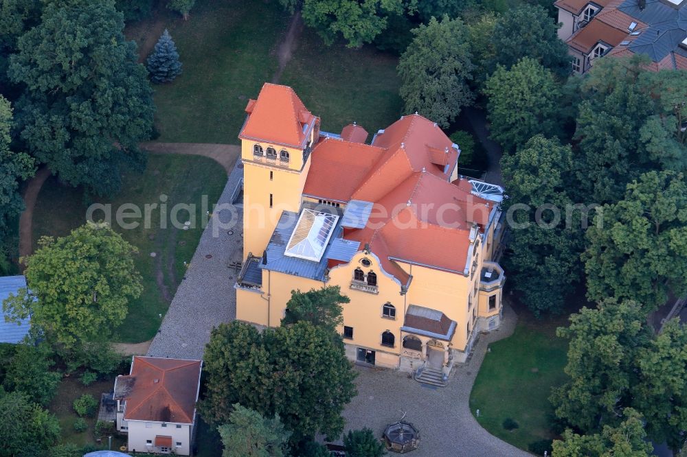 Aerial photograph Dresden - School building of the Landesgymnasiums fuer Musik in the district Blasewitz in Dresden in the state Saxony, Germany