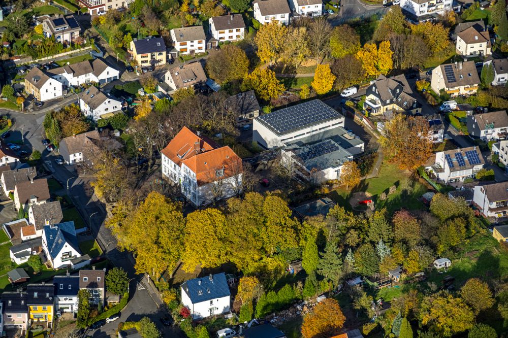 Aerial photograph Rüdinghausen - School building of the Huellbergschule on street Marderweg in Ruedinghausen at Ruhrgebiet in the state North Rhine-Westphalia, Germany