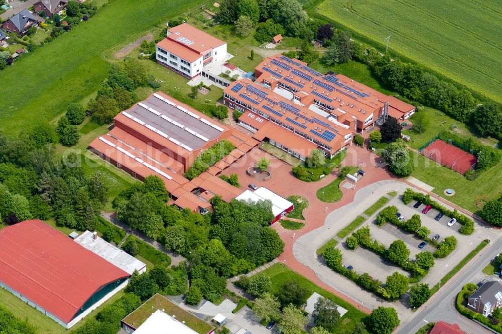 Bovenden from above - School building of the IGS in Bovenden in the state Lower Saxony, Germany