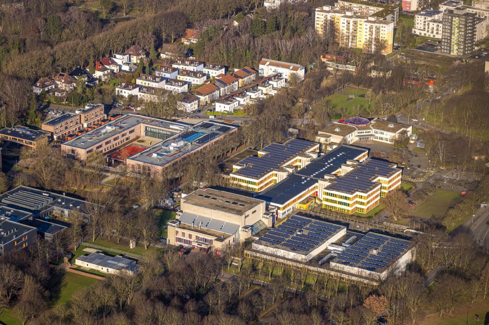 Aerial photograph Unna - School building of the Jakob-Muth-Schule on street Doebelner Strasse in the district Alte Heide in Unna at Ruhrgebiet in the state North Rhine-Westphalia, Germany