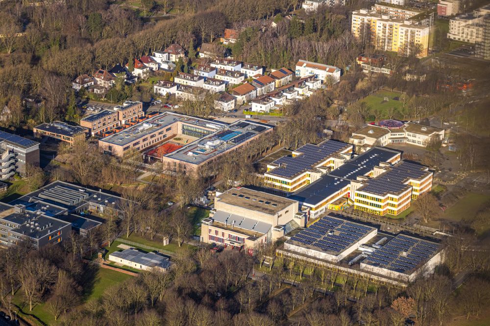 Unna from above - School building of the Jakob-Muth-Schule on street Doebelner Strasse in the district Alte Heide in Unna at Ruhrgebiet in the state North Rhine-Westphalia, Germany