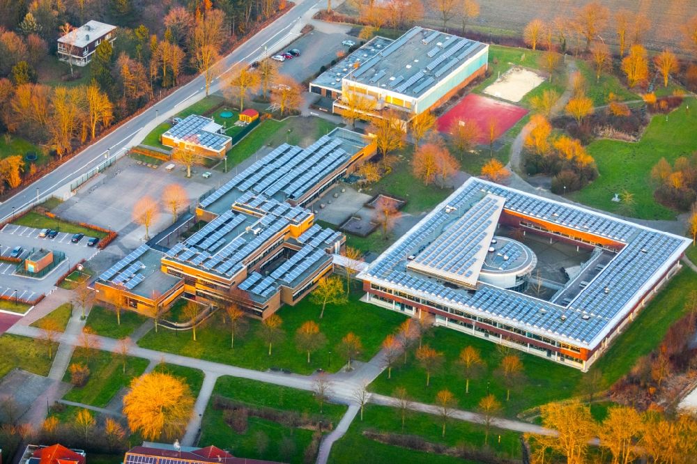 Aerial image Nordkirchen - School building of the Johann-Conrad-Schlaun-Schule Am Gorbach in Nordkirchen in the state North Rhine-Westphalia, Germany