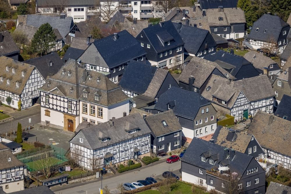 Aerial photograph Eversberg - School building of the St. Johannes-Schule in Eversberg at Sauerland in the state North Rhine-Westphalia, Germany