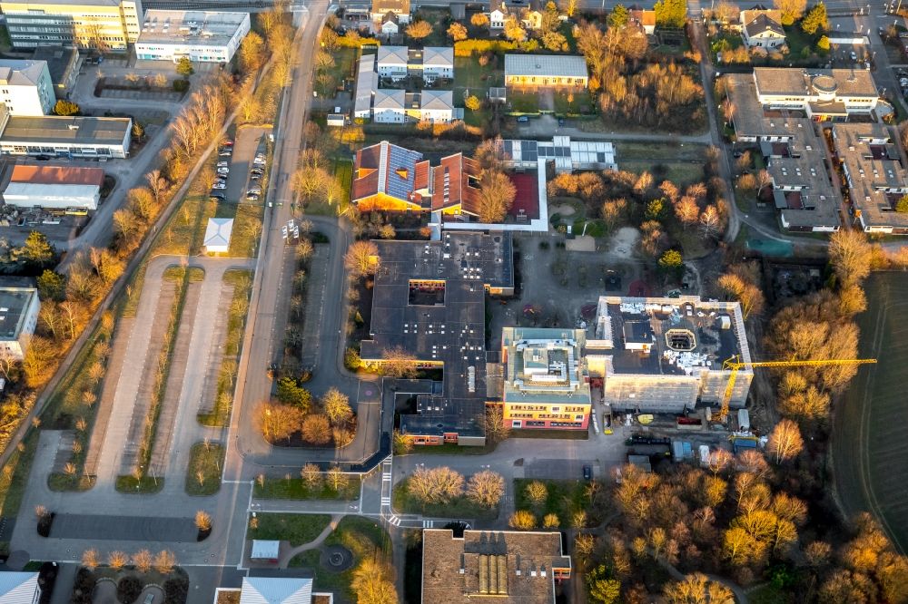 Aerial image Dortmund - School building on Marsbruch on Marsbruchstrasse in Dortmund in the state North Rhine-Westphalia, Germany