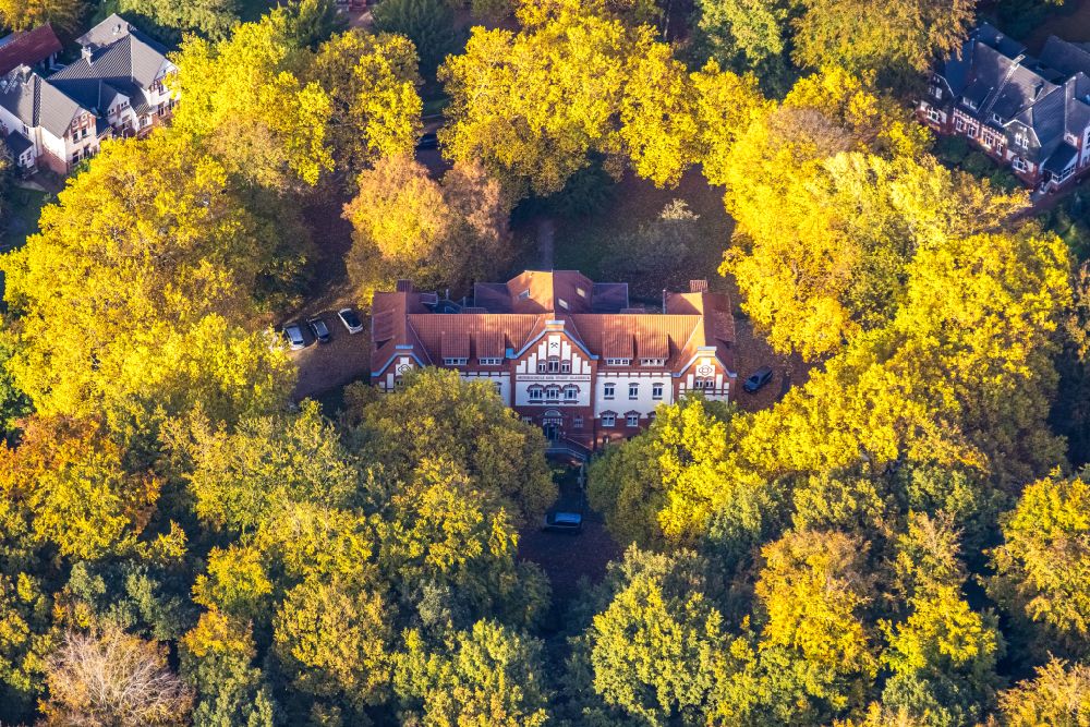 Gladbeck from the bird's eye view: School building of the Musikschule of Stadt Gladbeck in Gladbeck in the state North Rhine-Westphalia, Germany