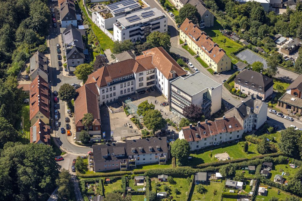 Aerial photograph Ennepetal - School building of the communal secondary school and construction site of two residential buildings in Ennepetal in the state of North Rhine-Westphalia