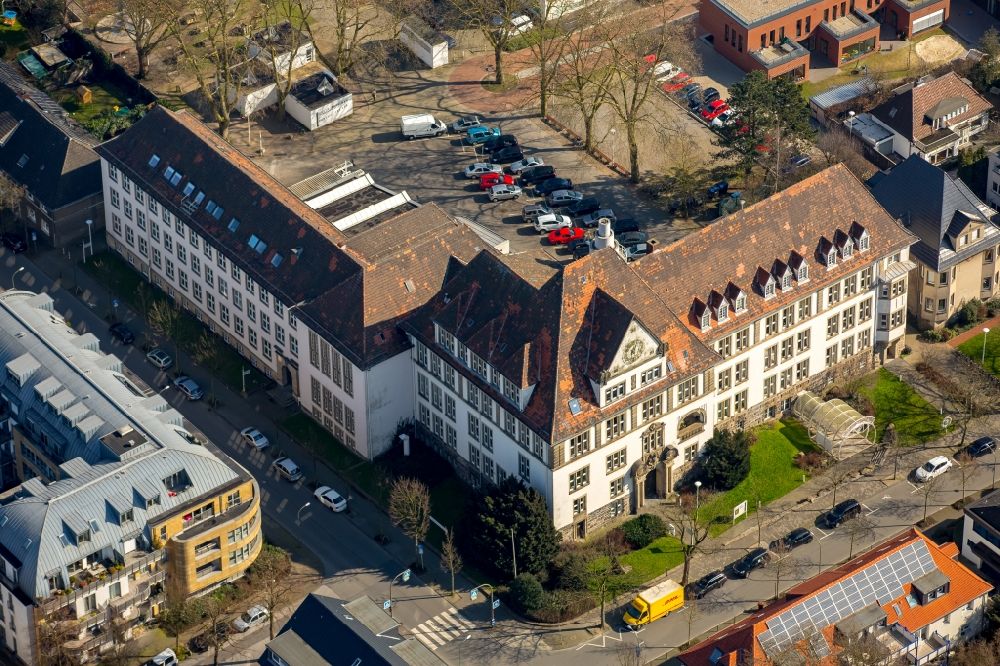Aerial photograph Bottrop - School building the community college in Bottrop in the state North Rhine-Westphalia