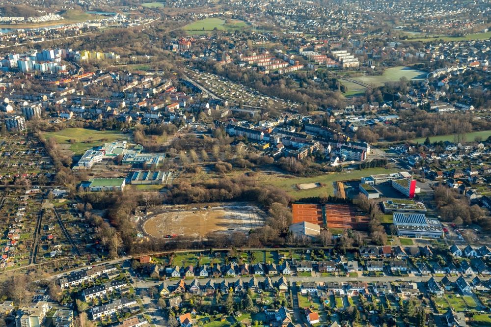 Dortmund from the bird's eye view: School grounds and buildings of the Goethe-Gymnasiums Dortmund on Stettiner Strasse in the district Bruecherhof in Dortmund in the state North Rhine-Westphalia, Germany