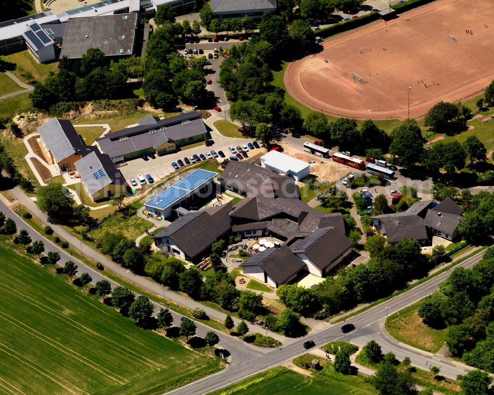 Aerial image Kastellaun - School grounds and buildings of the IGS Kastellaun in Kastellaun in the state Rhineland-Palatinate
