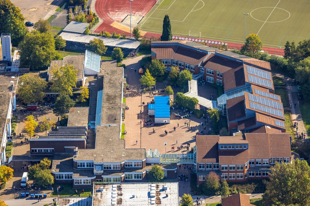 Holzwickede from above - School building and sports field Clara-Schumann-Gymnasium on street Opherdicker Strasse in the district Aplerbeck in Holzwickede at Ruhrgebiet in the state North Rhine-Westphalia, Germany