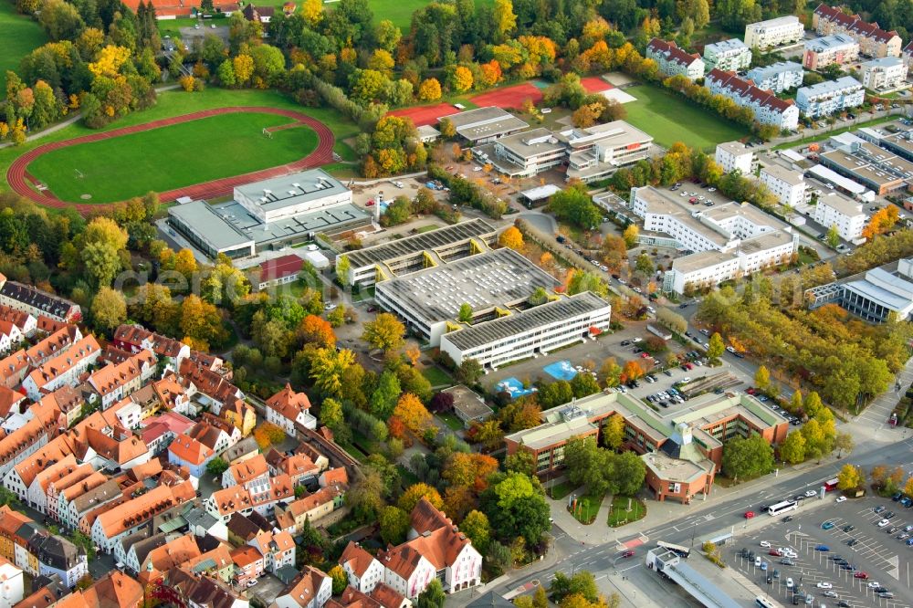 Weiden in der Oberpfalz from the bird's eye view: School building and sports field Hans-Scholl-Realschule in Weiden in der Oberpfalz in the state Bavaria, Germany