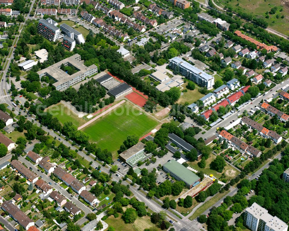 Karlsruhe from above - School building and sports field on the local school campus on street Wilhelm-Hausenstein-Allee in the district Nordweststadt in Karlsruhe in the state Baden-Wuerttemberg, Germany