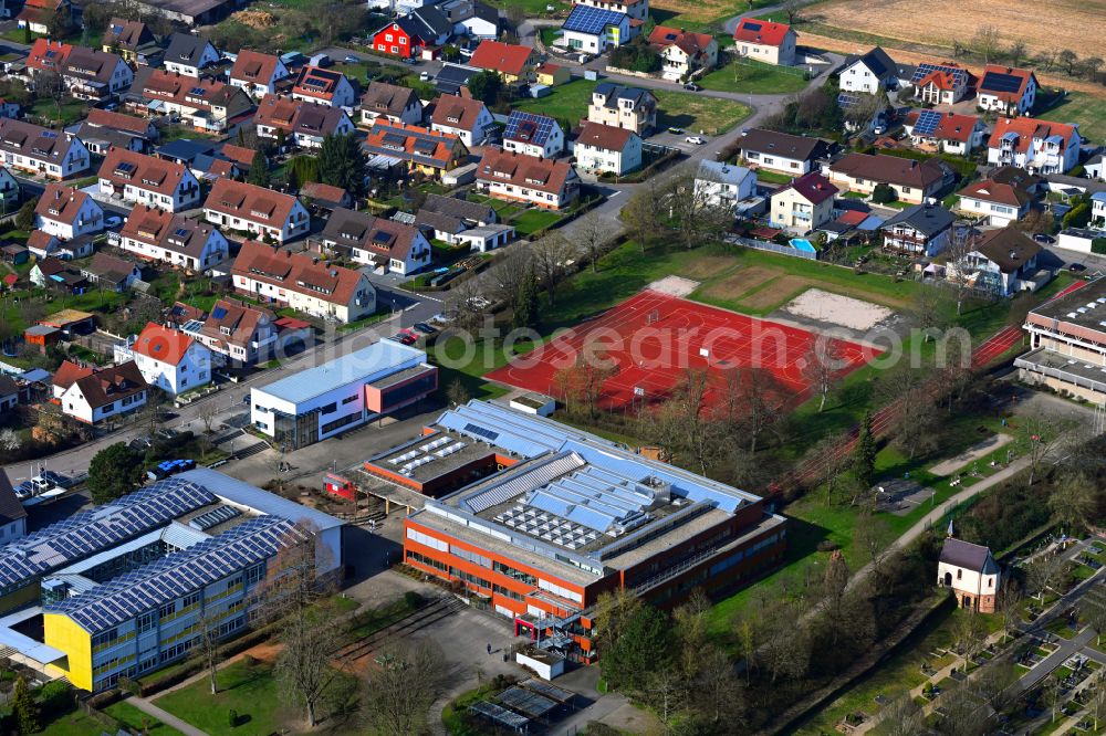 Aerial image Obrigheim - School building and sports field the secondary school on street Schubertstrasse in Obrigheim in the state Baden-Wuerttemberg, Germany
