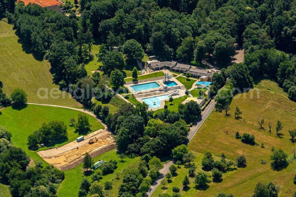 Aerial image Malsch - Swimming pool of the Freibad Malsch in Malsch in the state Baden-Wuerttemberg, Germany