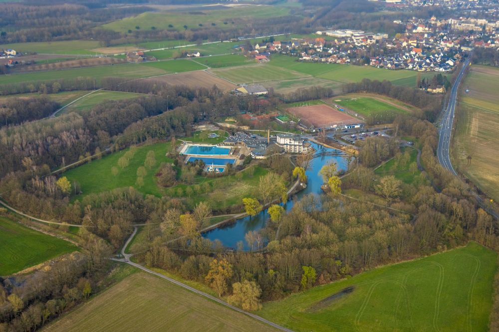Aerial image Hamm - Swimming pool of the Freibad Selbachpark on Kamener Strasse in the district Pelkum in Hamm in the state North Rhine-Westphalia, Germany