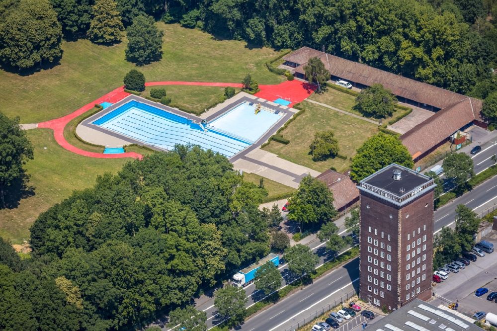 Dortmund from above - Swimming pool of the Freibad Stockheide in the district Westfalenhuette in Dortmund in the state North Rhine-Westphalia, Germany