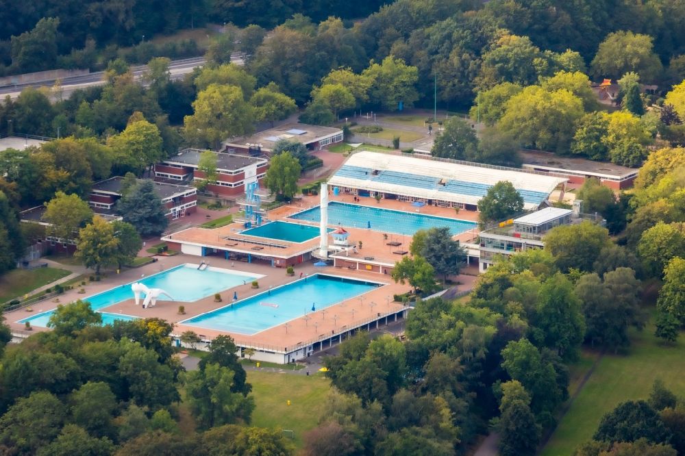 Essen from above - Swimming pool of the Grugabad in Essen in the state North Rhine-Westphalia