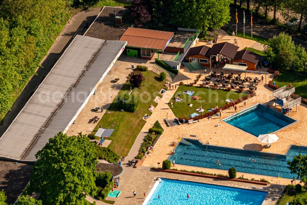 Aerial image Herbolzheim - Swimming pool Herbolzheim in Herbolzheim in the state Baden-Wurttemberg, Germany