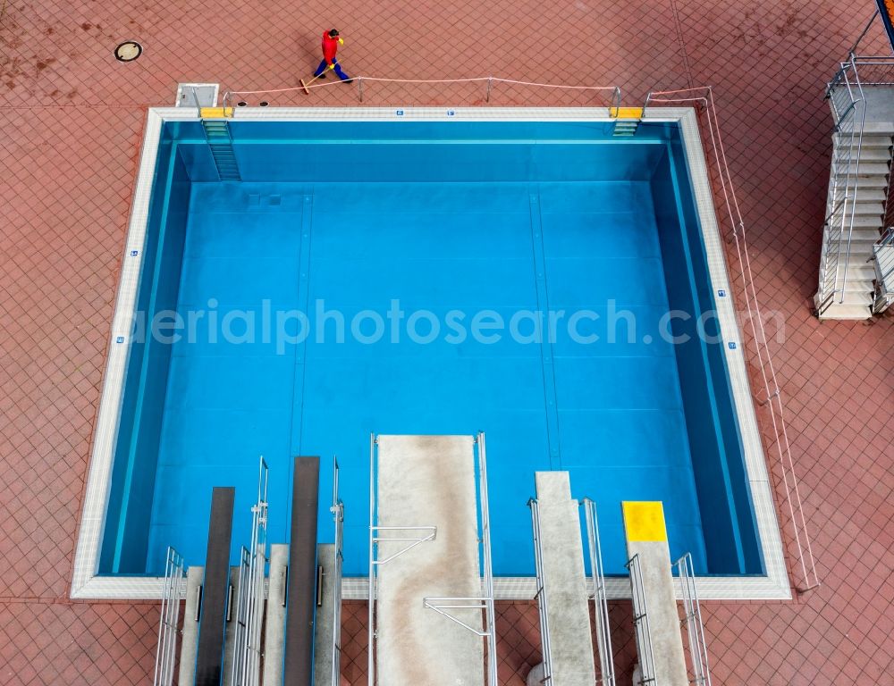 Aerial photograph Chemnitz - Swimming pool of the in the district Gablenz in Chemnitz in the state Saxony, Germany