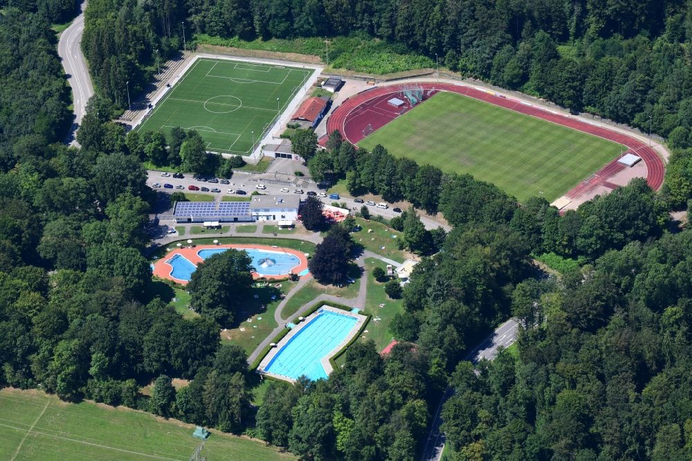 Aerial photograph Bad Säckingen - Swimming pool of the Waldbad and sports fields with artificial Turf in Bad Saeckingen in the state Baden-Wurttemberg, Germany