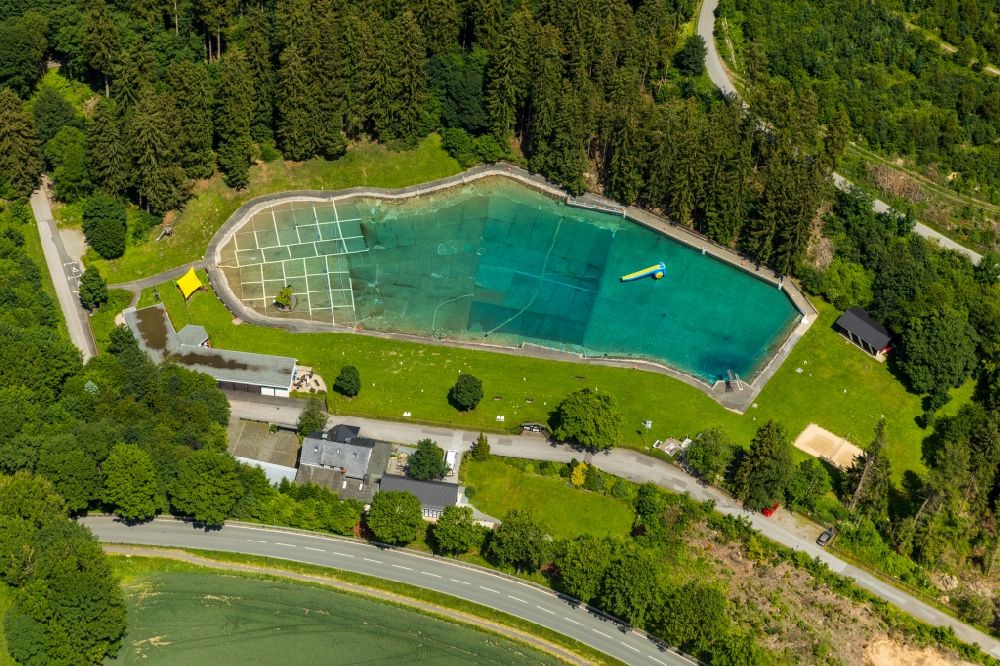 Brilon from above - Swimming pool of the Waldfreibad Gudenhagen in the district Gudenhagen in Brilon in the state North Rhine-Westphalia, Germany