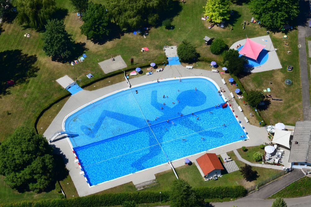 Aerial image Waldshut-Tiengen - Swimming pool at the bank of river Rhine in Waldshut-Tiengen in the state Baden-Wuerttemberg, Germany