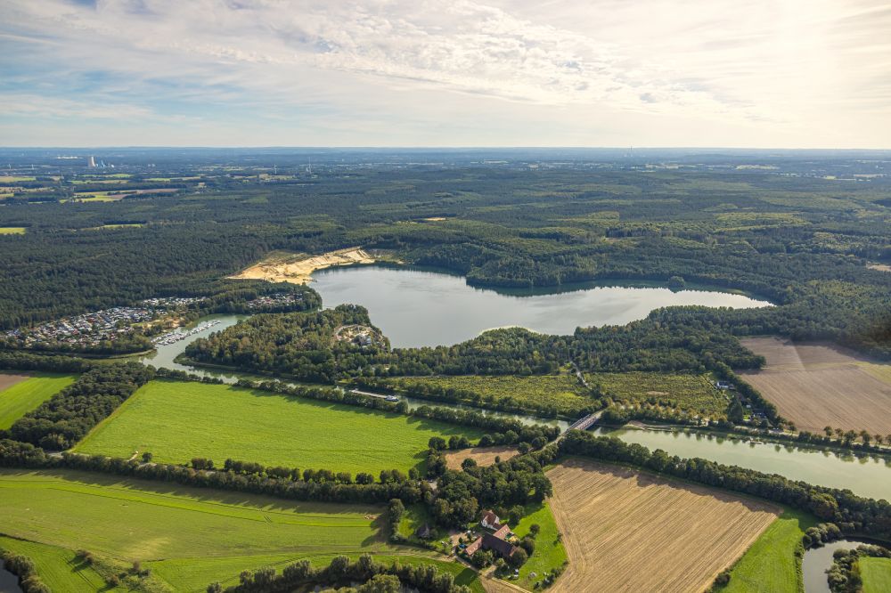 Aerial image Haltern am See - View of the lake in Flaesheim in haltern am See in the state North-Rhine-Westphalia