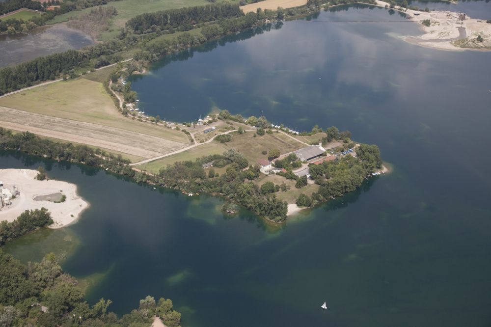 Aerial image Bobenheim-Roxheim - Lake Island on the Silbersee in Bobenheim-Roxheim in the state Rhineland-Palatinate, Germany