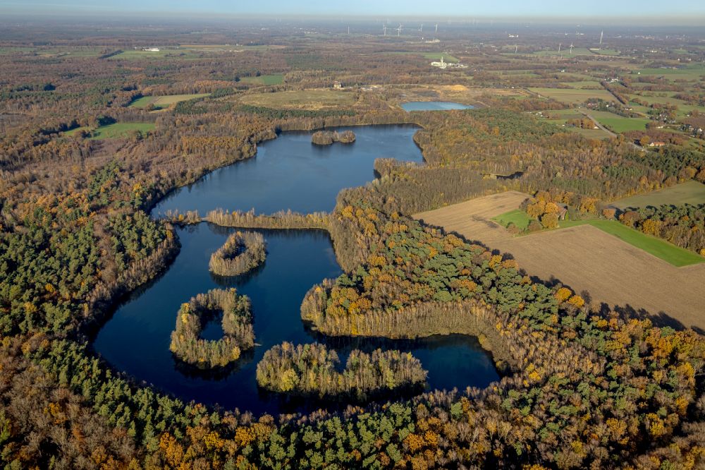 Bottrop from above - Lake Islands on the Heidesee in Bottrop in the state North Rhine-Westphalia, Germany