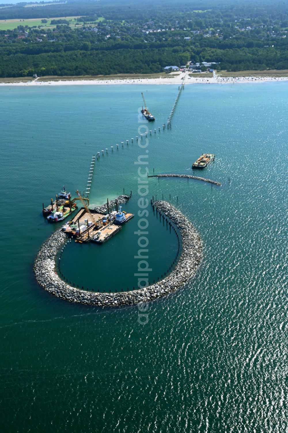 Aerial image Prerow - Construction site for the new construction of a pier for crossing the coastal water and connecting the island port on the Baltic Sea in Prerow in the state Mecklenburg-West Pomerania, Germany