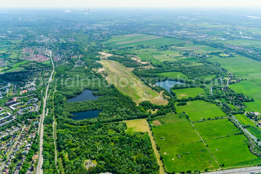 Aerial image Hamburg - Gliding field on the airfield of Boberg in Hamburg, Germany