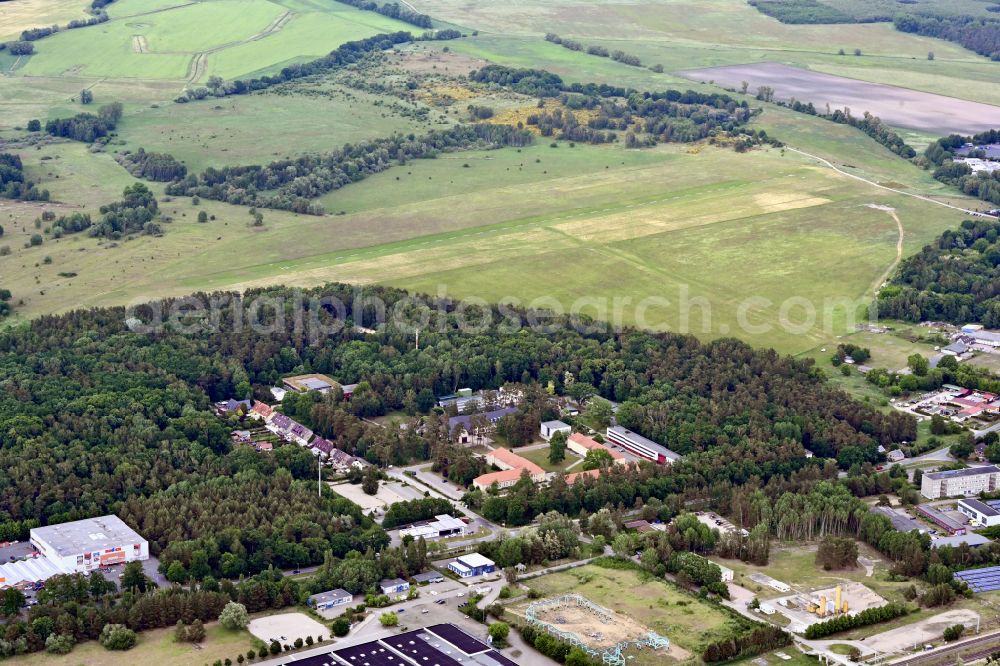 Güstrow from the bird's eye view: Gliding field on the airfield of in Guestrow in the state Mecklenburg - Western Pomerania, Germany