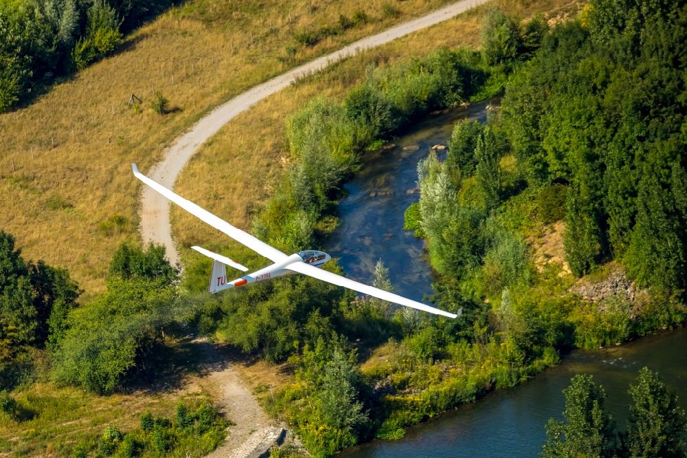 Aerial photograph Hamm - Glider and sport aircraft flying over the airspace in Hamm in the state North Rhine-Westphalia, Germany