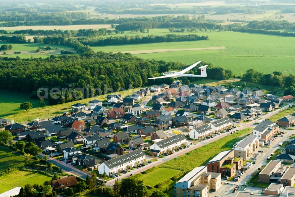 Aerial image Stade - Glider and sport aircraft Glasfluegel Kestrel flying over the airspace while approach in Stade in the state Lower Saxony, Germany