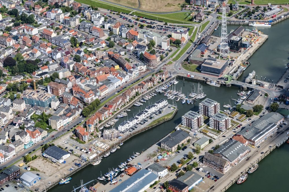 Cuxhaven from the bird's eye view: Sailhabour City-Marina Cuxhaven Yachthafen in the harbor in Cuxhaven in the state Lower Saxony, Germany