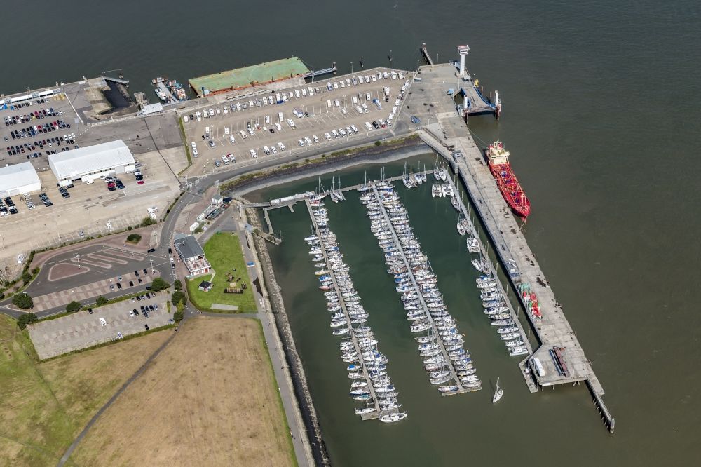 Aerial photograph Cuxhaven - Sailhabour Segler-Vereinigung Cuxhaven e. V. in the harbor in Cuxhaven in the state Lower Saxony, Germany