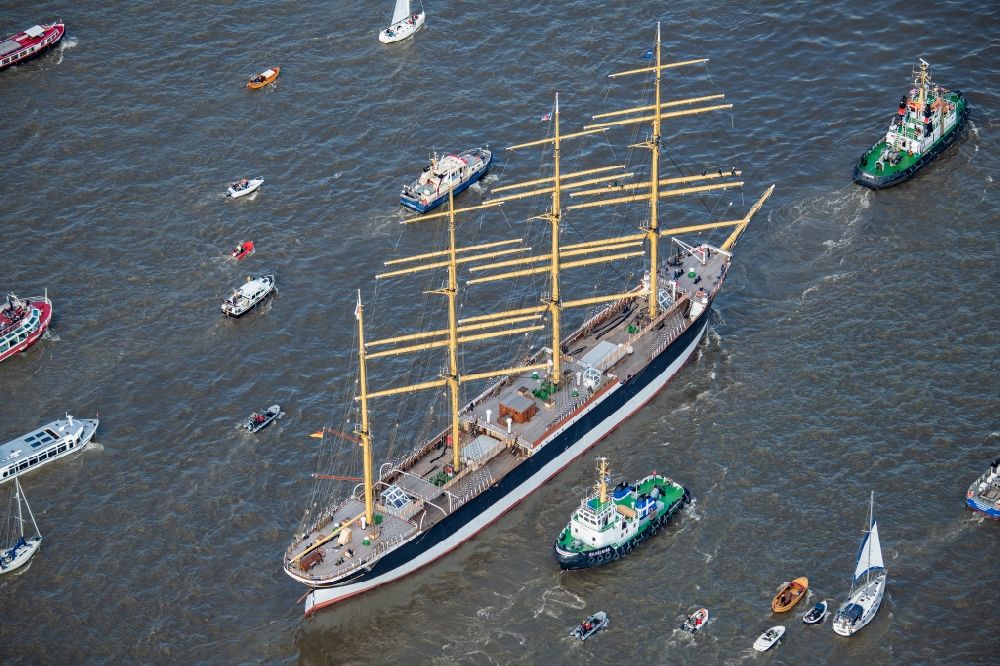 Hamburg from above - Sailing ship and four-masted barque a