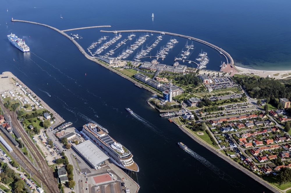 Aerial image Rostock - Sailing ships in the harbour Hohe Duene in Warnemuende in the federal state Mecklenburg-West Pomerania, Germany