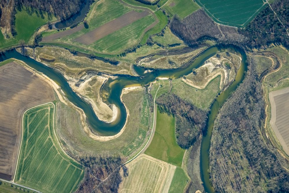 Aerial image Olfen - Meandering, serpentine curve of river of Lippe in Olfen in the state North Rhine-Westphalia, Germany