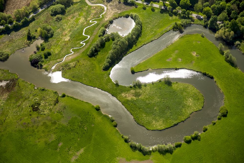 Hamm from above - Serpentine curve of a river Lippe in Hamm in the state North Rhine-Westphalia