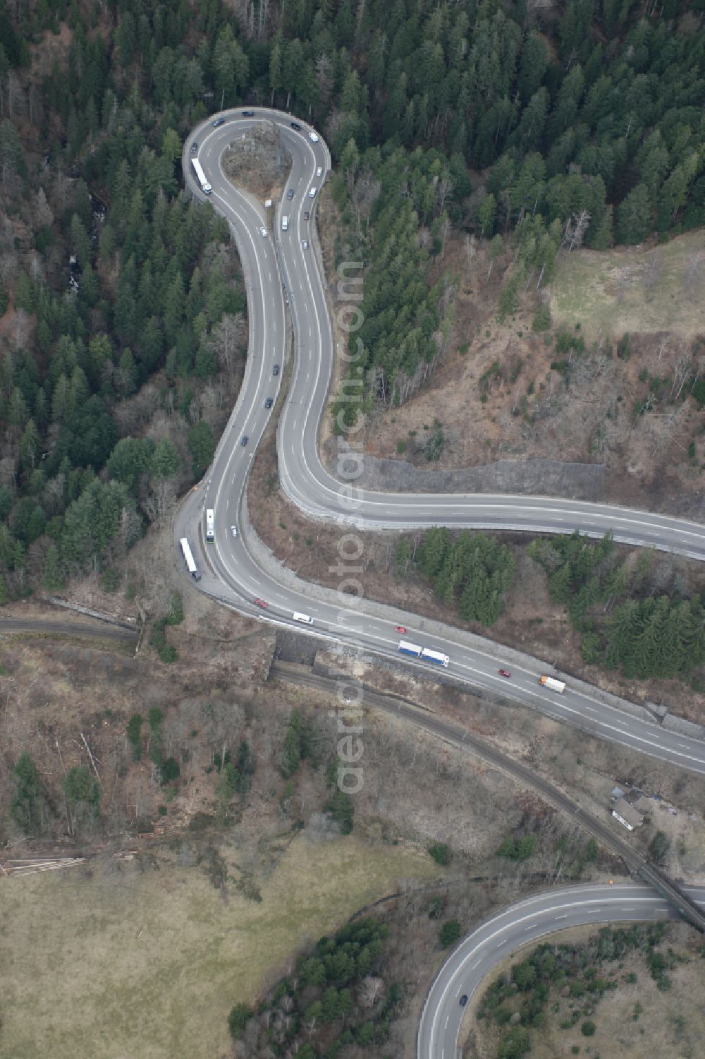 Höllsteig from the bird's eye view: Serpentine-shaped curve of a road guide B31 Hoellental in Hoellsteig in the state Baden-Wuerttemberg, Germany