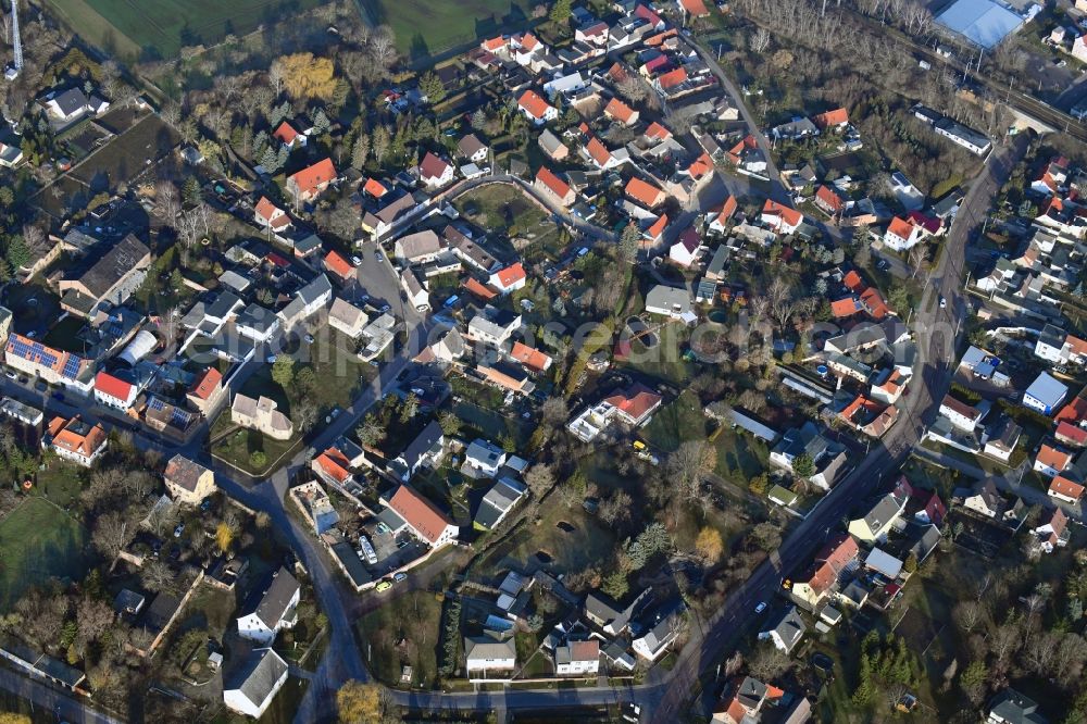 Aerial image Teutschenthal - The district in the district Eisdorf in Teutschenthal in the state Saxony-Anhalt, Germany