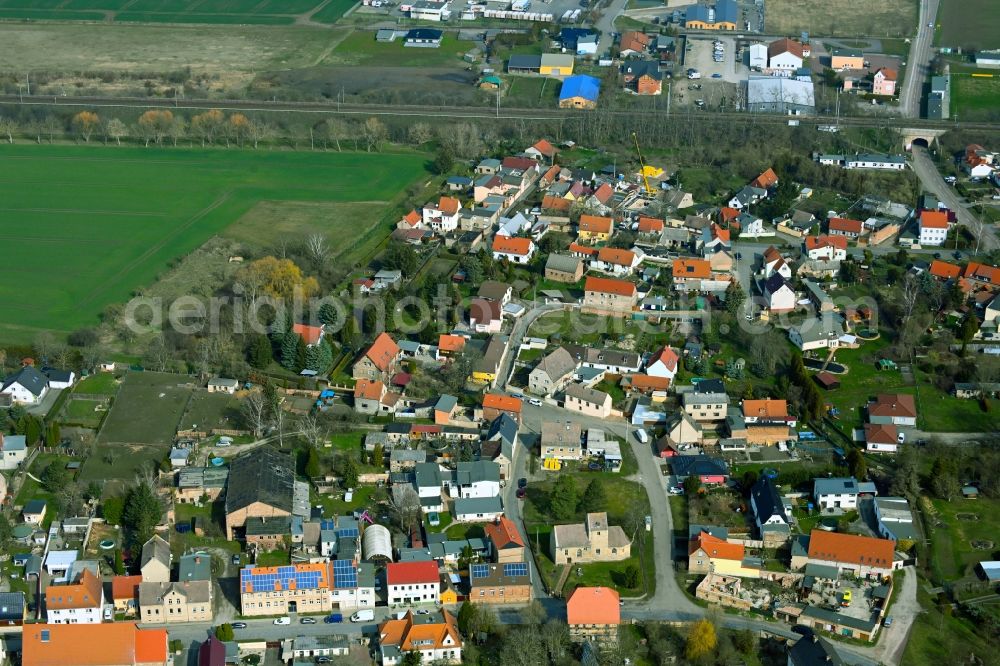 Aerial image Teutschenthal - The district in the district Eisdorf in Teutschenthal in the state Saxony-Anhalt, Germany